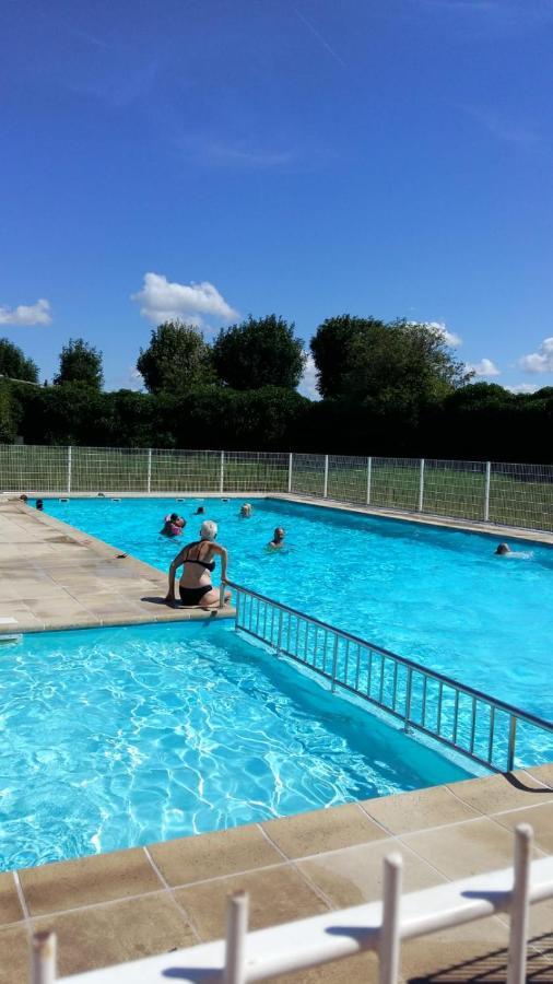 Villa 6 Pers De Haan With Warm Swimming Pool Access 외부 사진